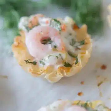 cheesy shrimp melts in phyllo shell