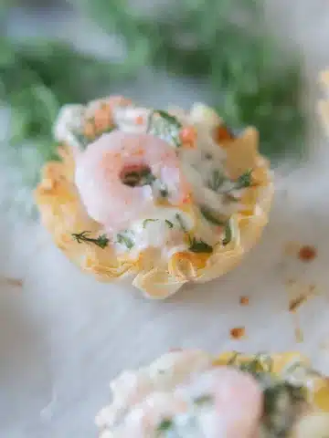 cheesy shrimp melts in phyllo shell